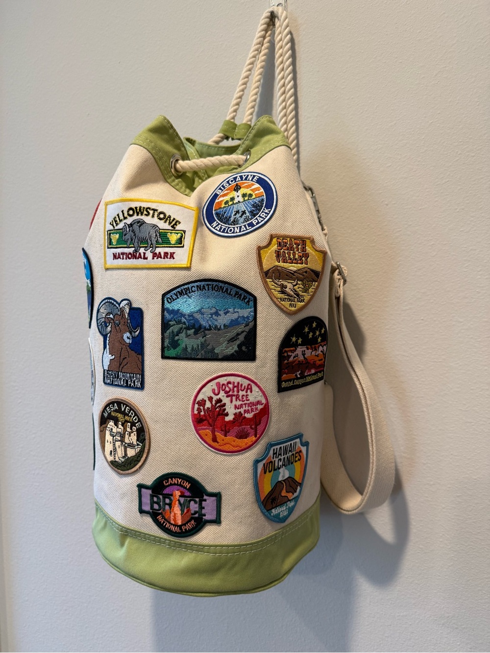✨One of a Kind✨ L.L. Bean RARE Vintage duffle Tote Bag National Park Patches